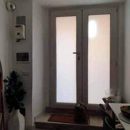 La Grotta *